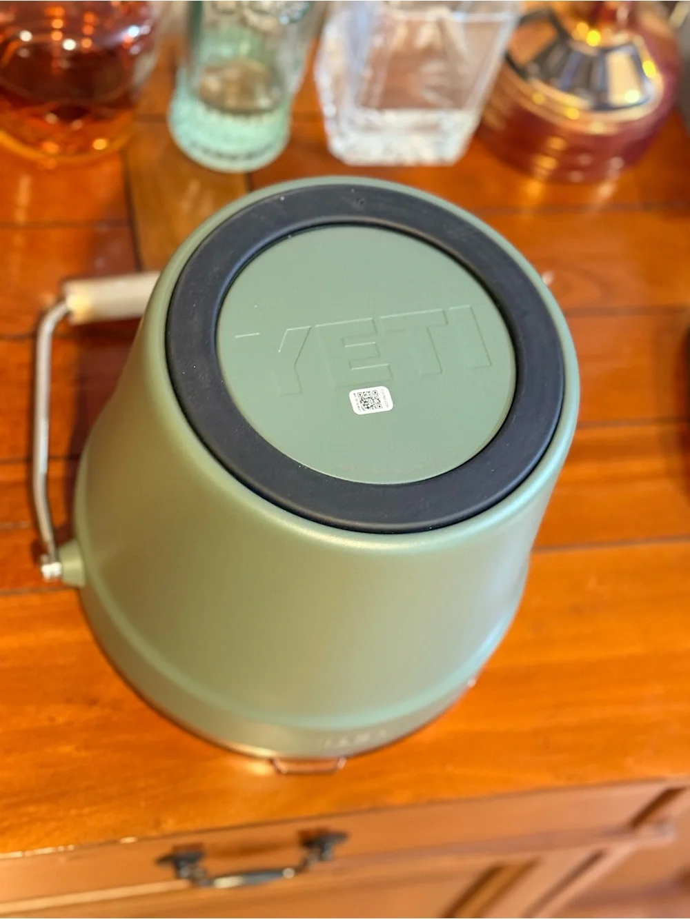 YETI Rambler Ice Bucket / Beverage Tub with Lid – Camp Green (Rare Color)